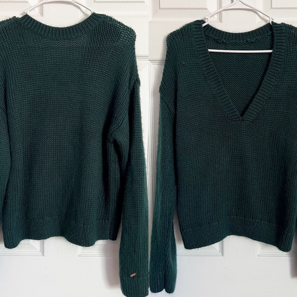 PINK By Victoria’s Secret  Soft Fuzzy “V” Back Sweater